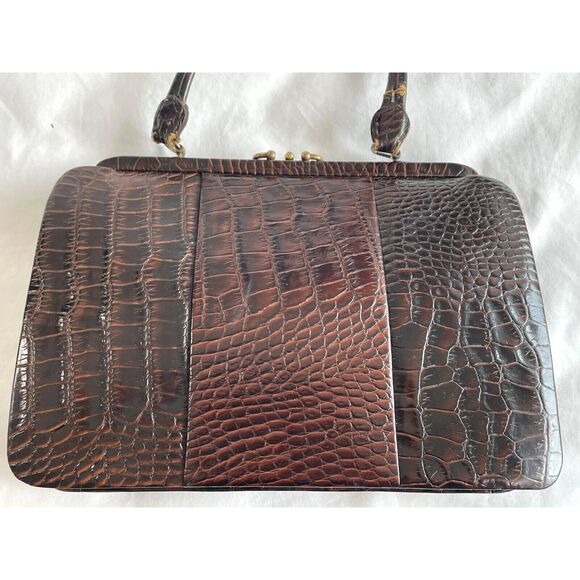 Vintage Womens Alligator Handbag Size-13" x 10" x 3". strap drop 6" - Picture 1 of 12